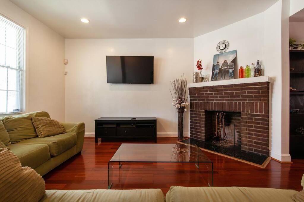 Relaxing, Spacious, Private, Walkable In Petworth! Washington Exteriör bild