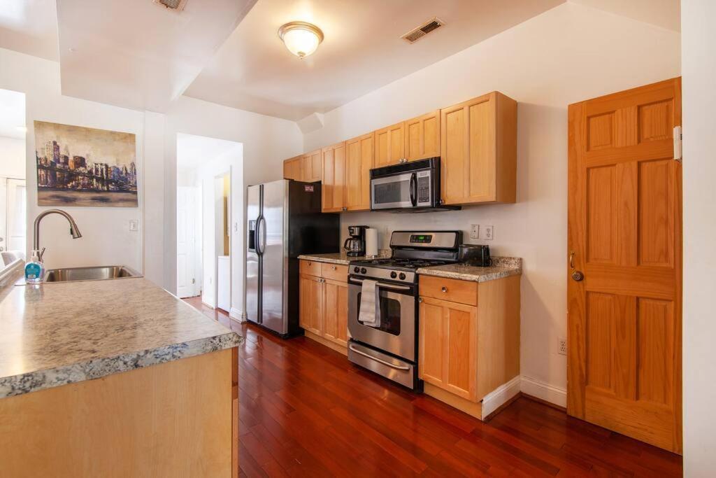 Relaxing, Spacious, Private, Walkable In Petworth! Washington Exteriör bild